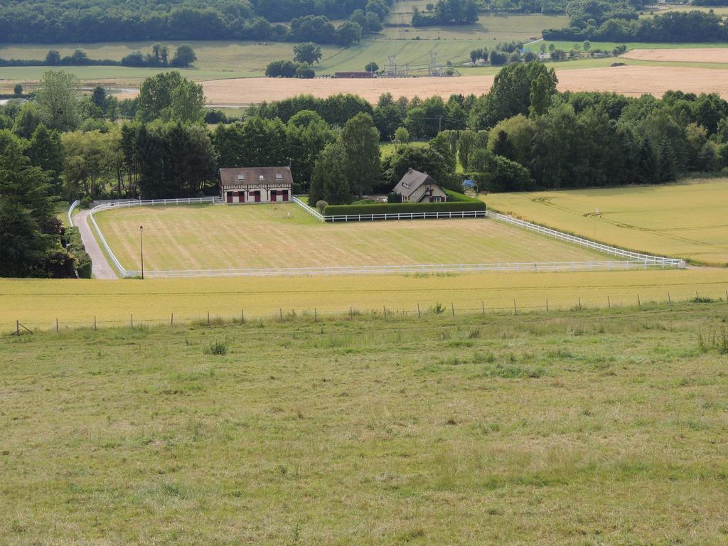 Chambre D'Hotes De Charleval Exteriér fotografie